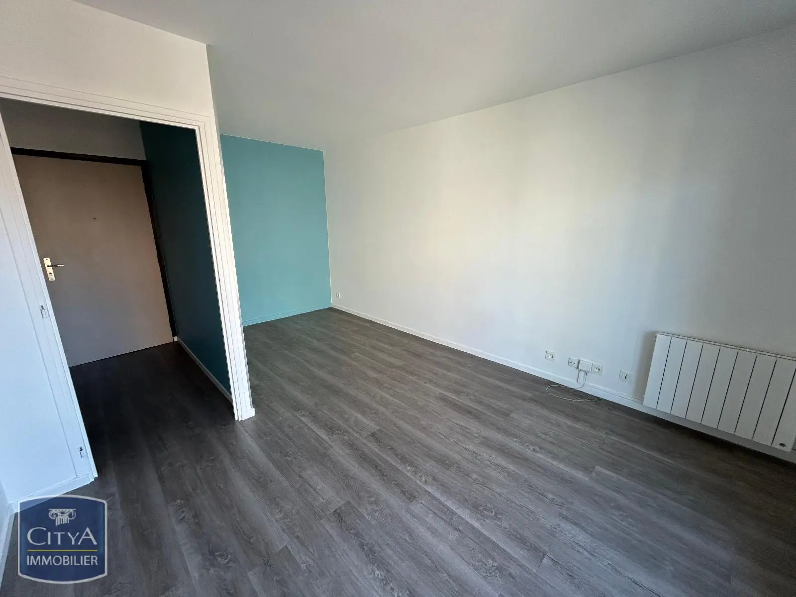 Photo 2 Appartement 1 pièce 27m²