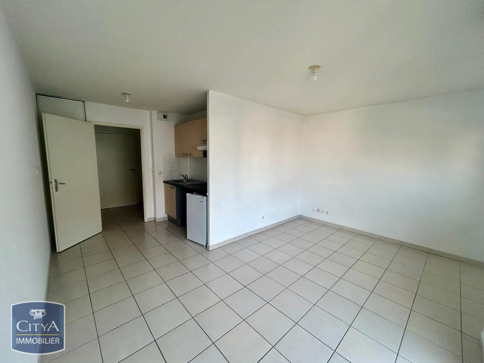 Photo 3 Appartement 1 pièce 25.85m²