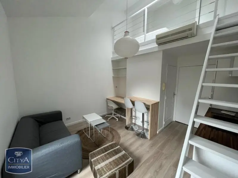 Photo 1 Appartement 1 pièce 28.7m²