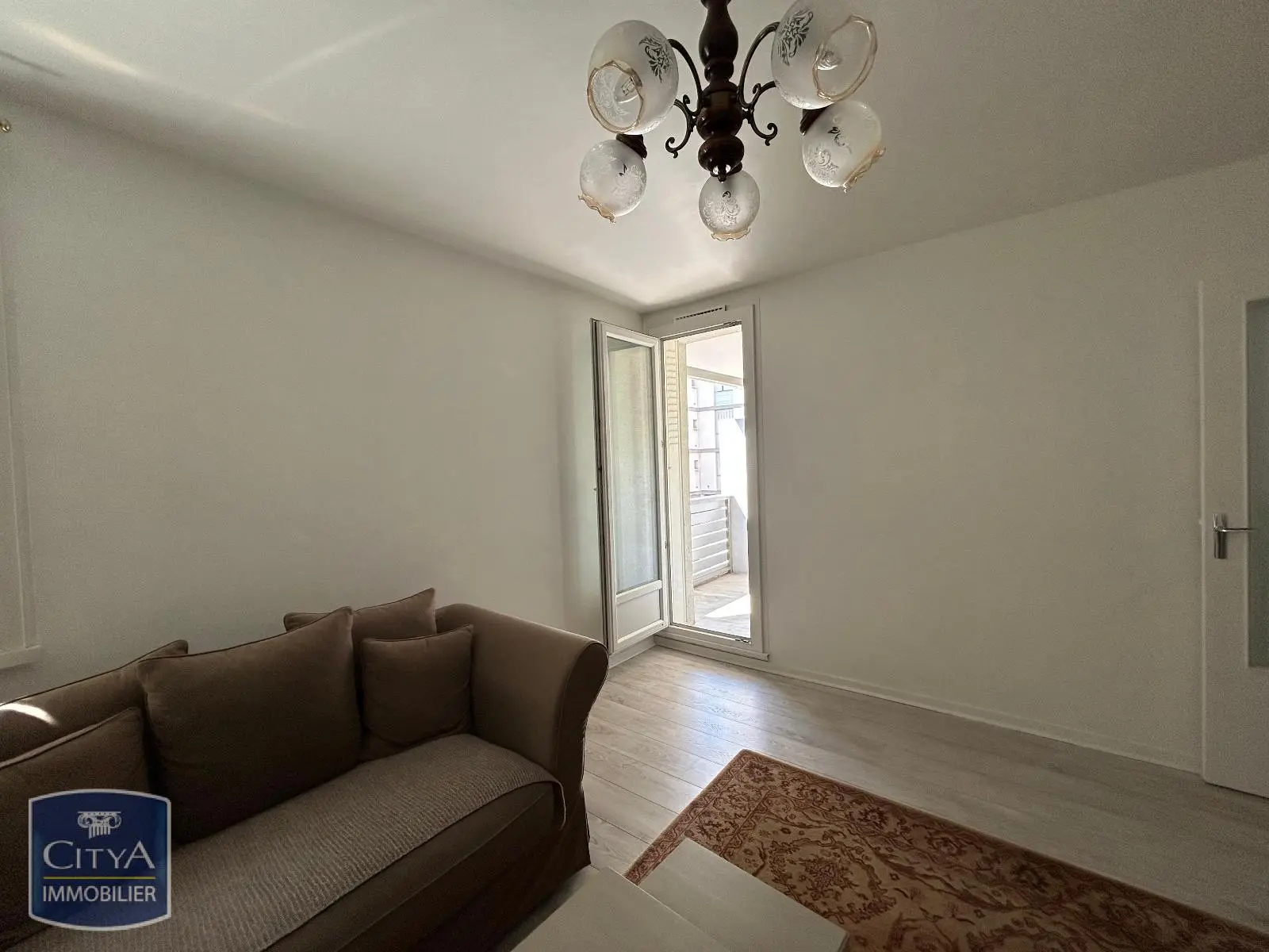 Photo 3 Appartement 2 pièces 49.36m²