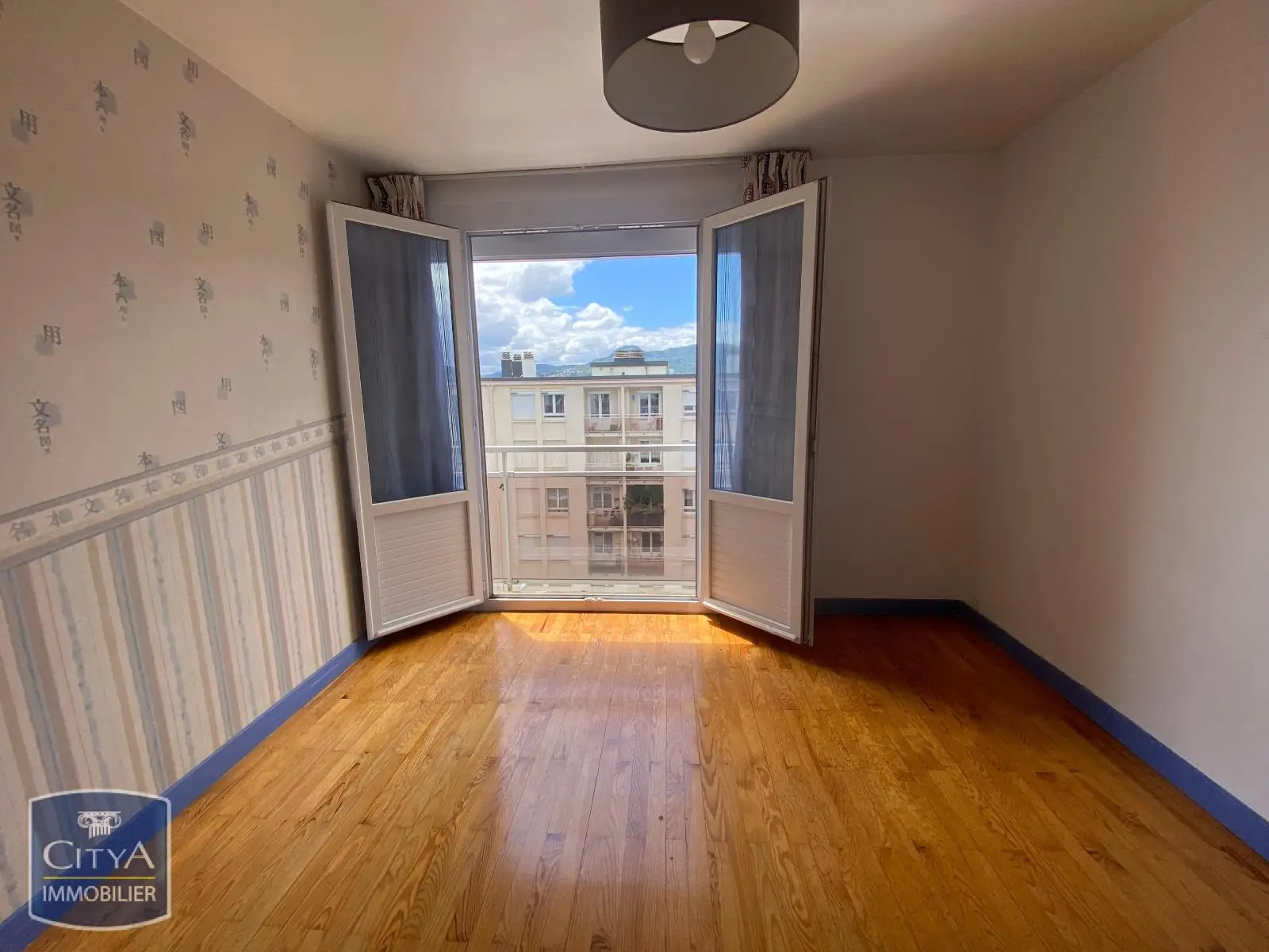 Photo 10 Appartement 4 pièces 74.41m²