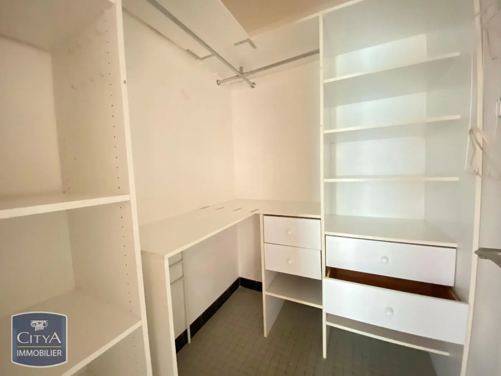Photo 15 Appartement 4 pièces 74.41m²