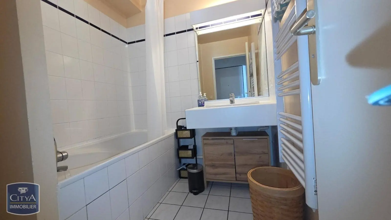 Photo 3 Appartement 1 pièce 24.86m²