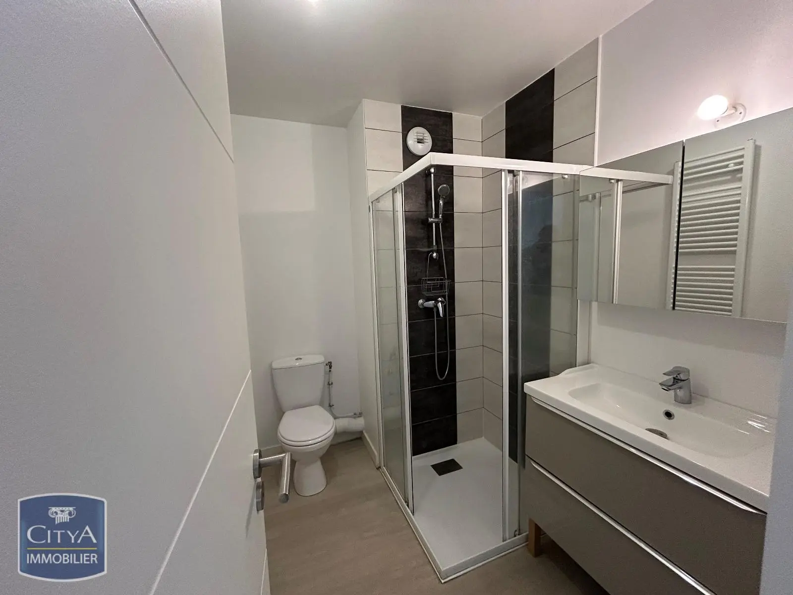 Photo 4 Appartement 1 pièce 19.97m²