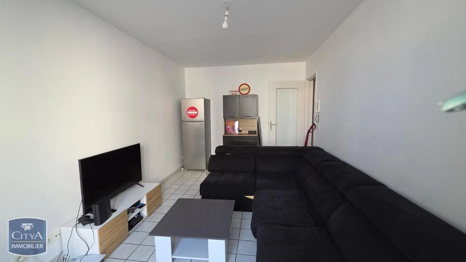 Photo 1 Appartement 1 pièce 24.86m²