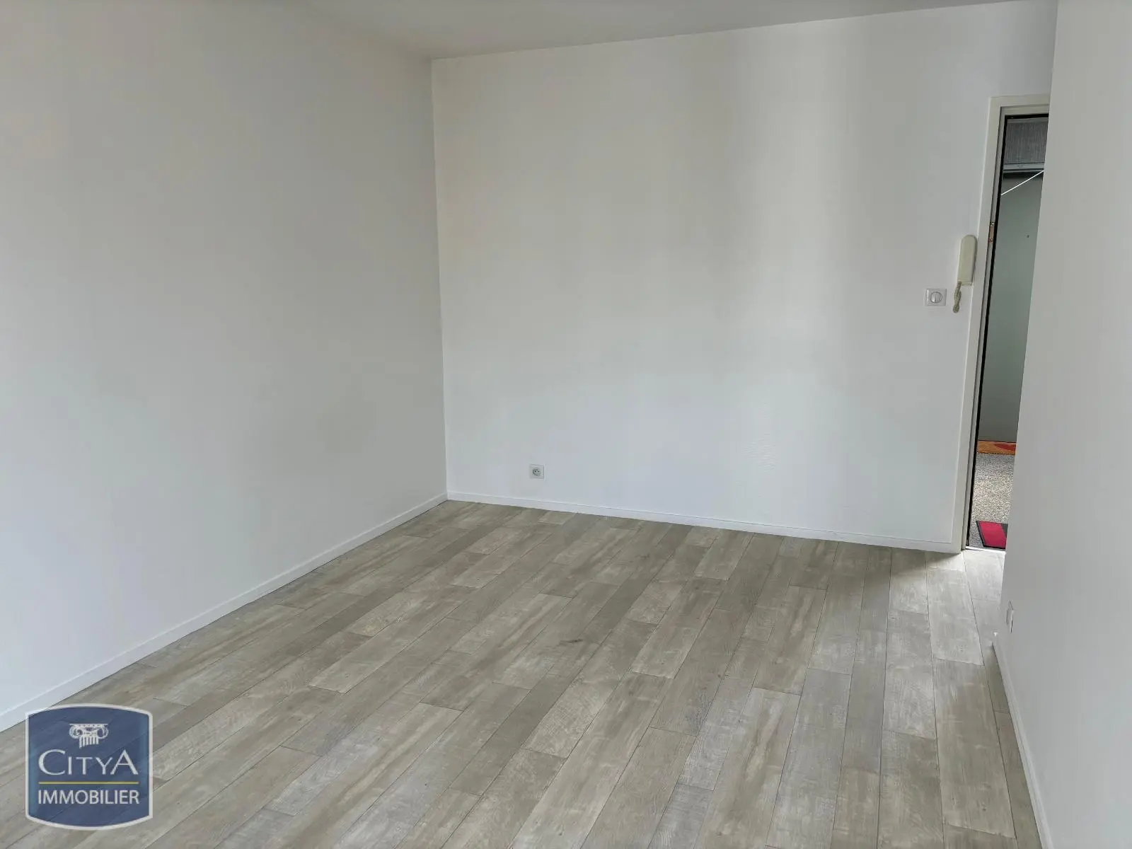 Photo 2 Appartement 1 pièce 20.95m²