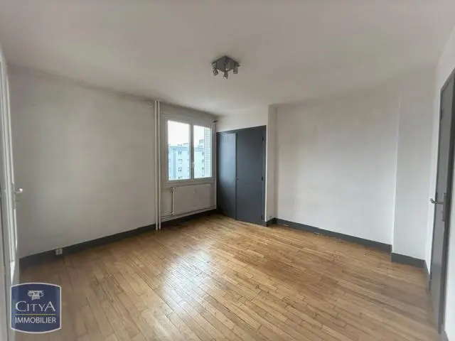 Photo 2 Appartement 1 pièce 24.39m²