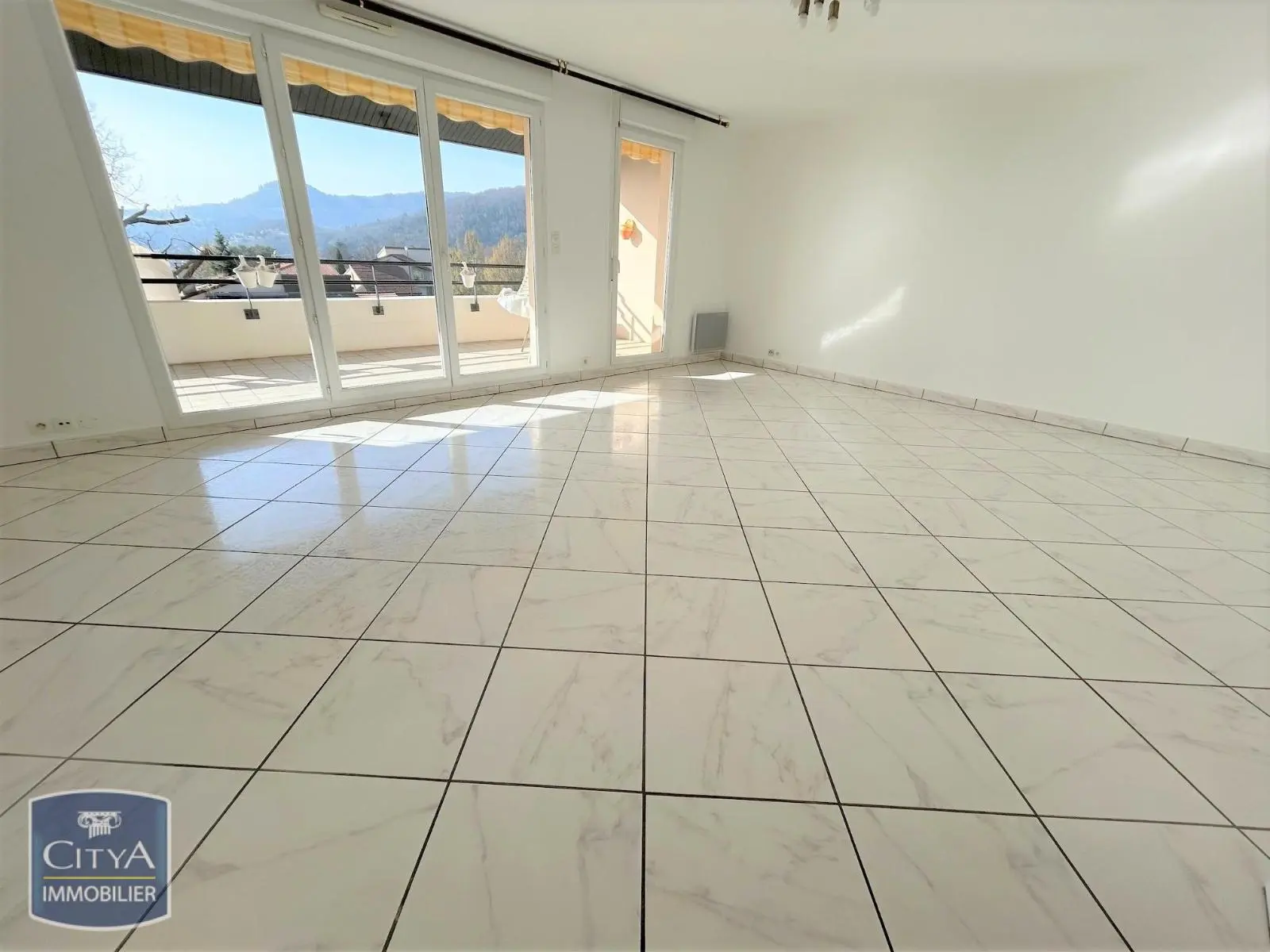 Photo 2 Appartement 5 pièces 123.33m²