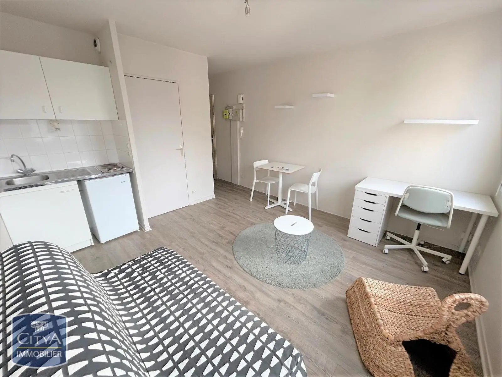 Photo 2 Appartement 1 pièce 19.51m²