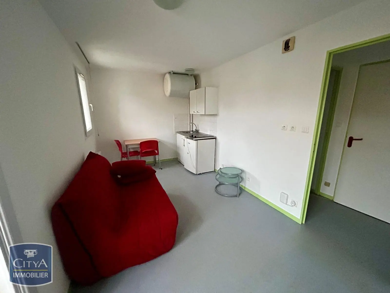 Photo 3 Appartement 1 pièce 23.82m²