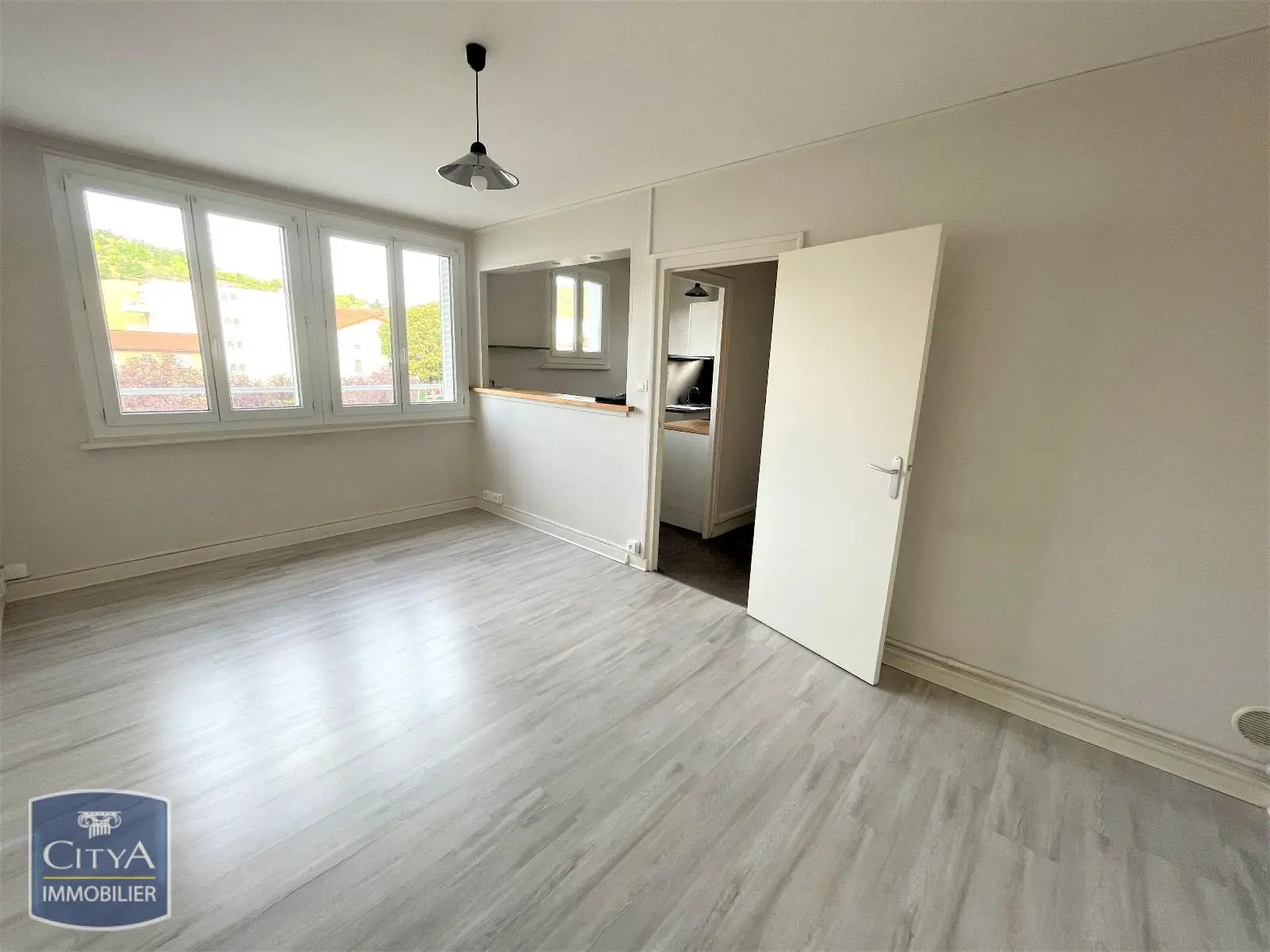 Photo 2 appartement Clermont-Ferrand