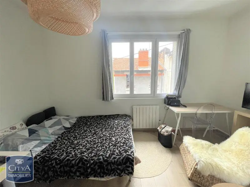 Photo 2 Appartement 1 pièce 19m²
