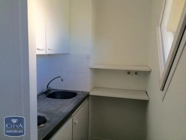 Photo 2 Appartement 1 pièce 22.2m²