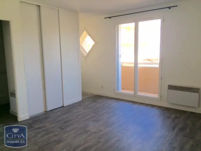 Photo 1 Appartement 1 pièce 22.2m²