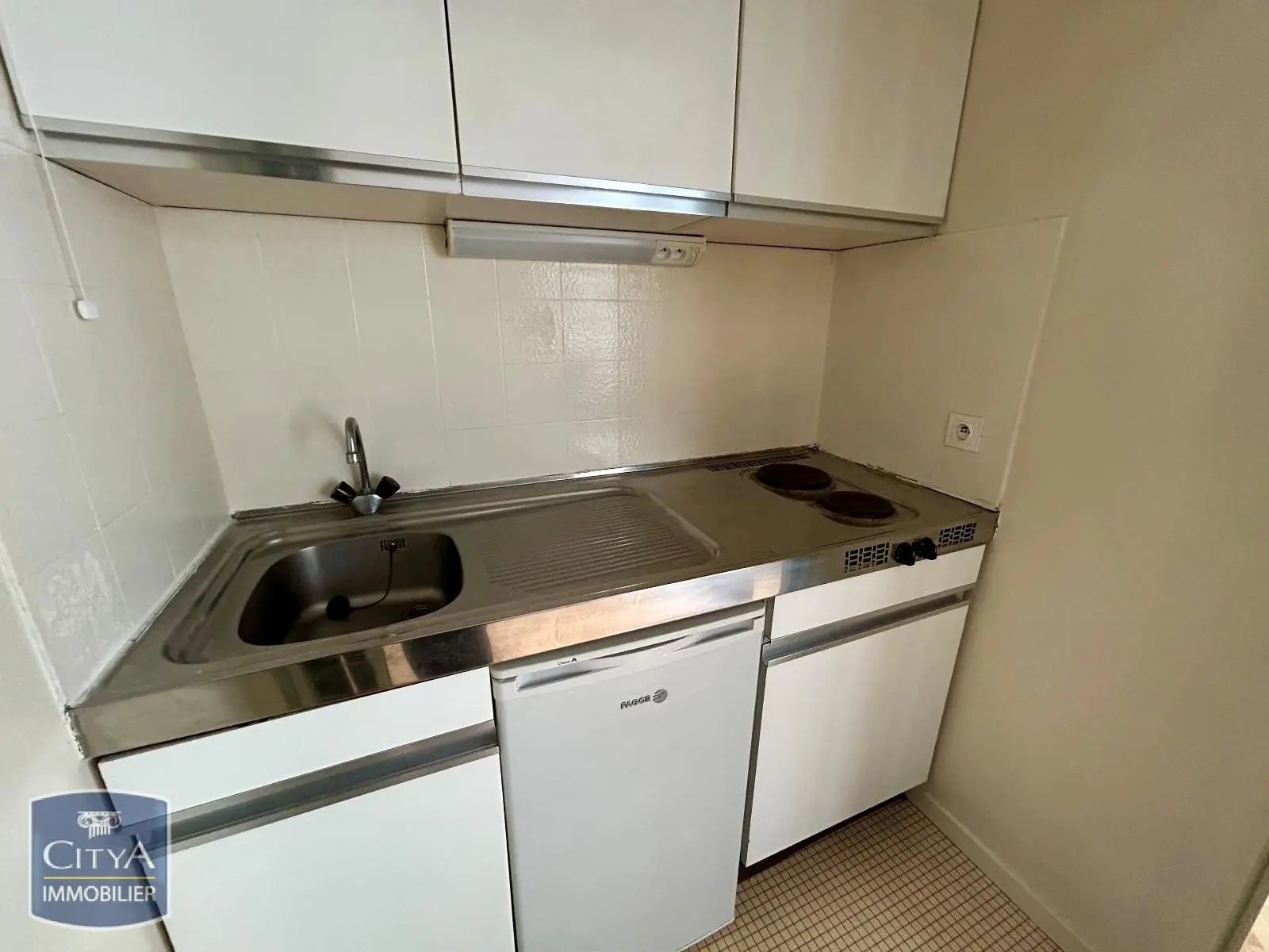 Photo 4 Appartement 1 pièce 27.88m²