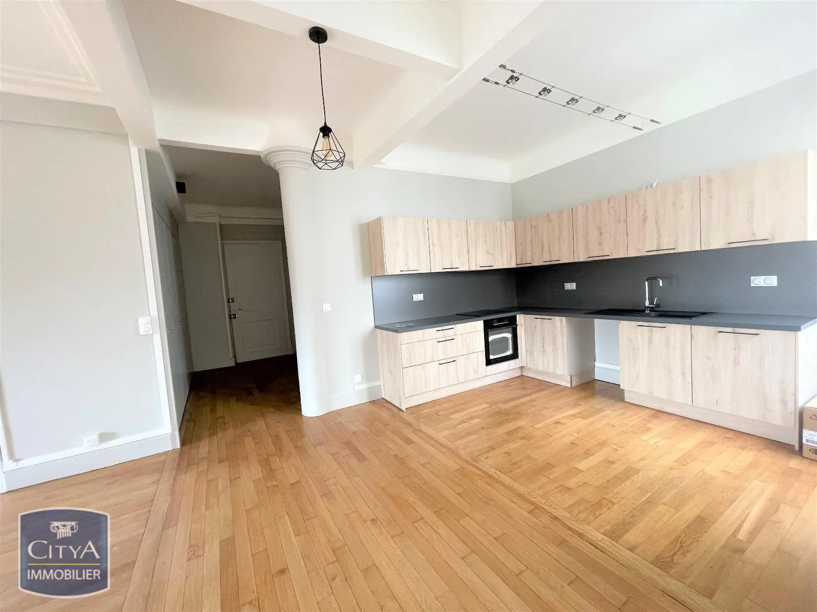 Photo 16 Appartement 6 pièces 152.12m²