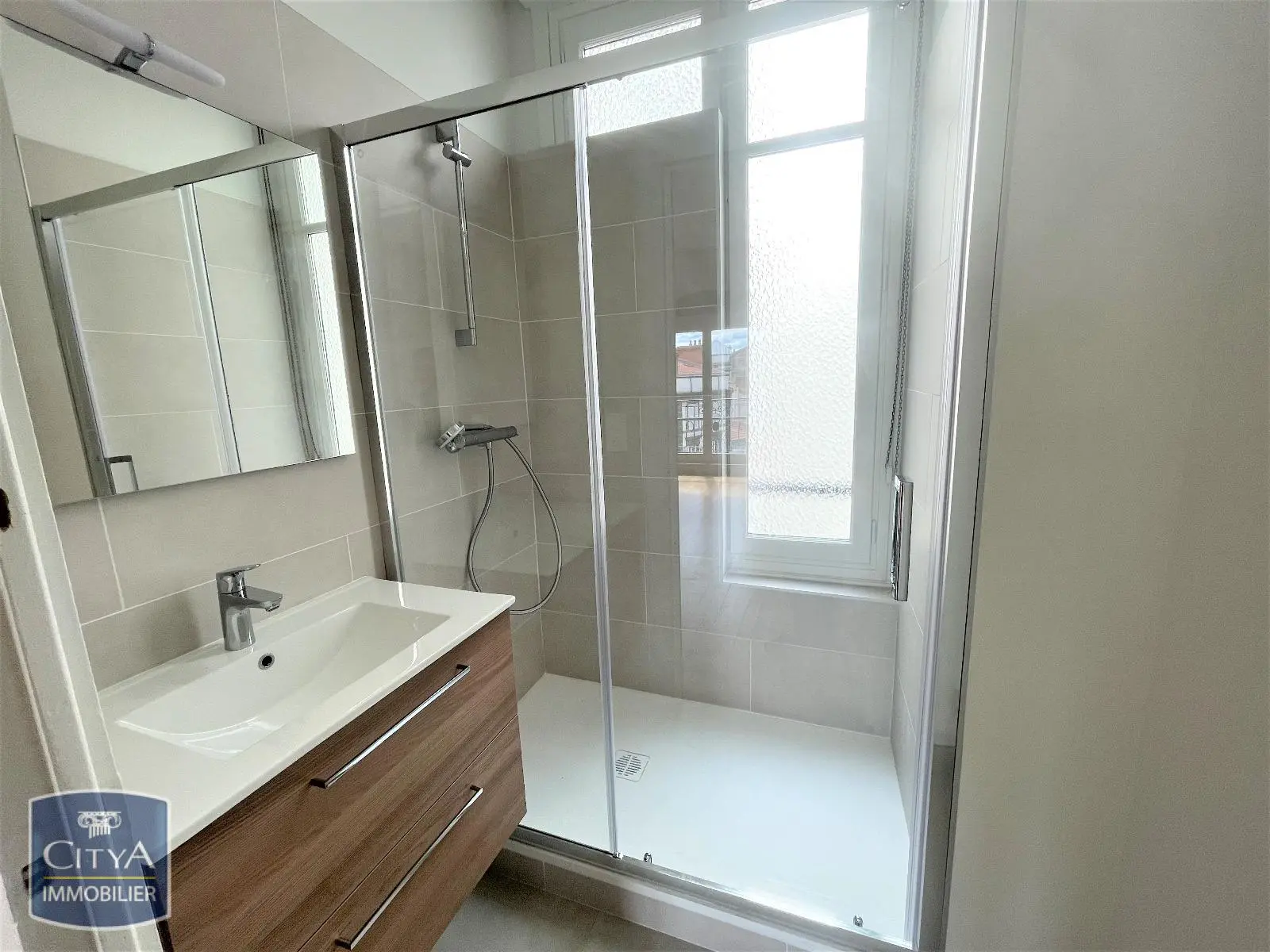 Photo 21 Appartement 6 pièces 152.12m²