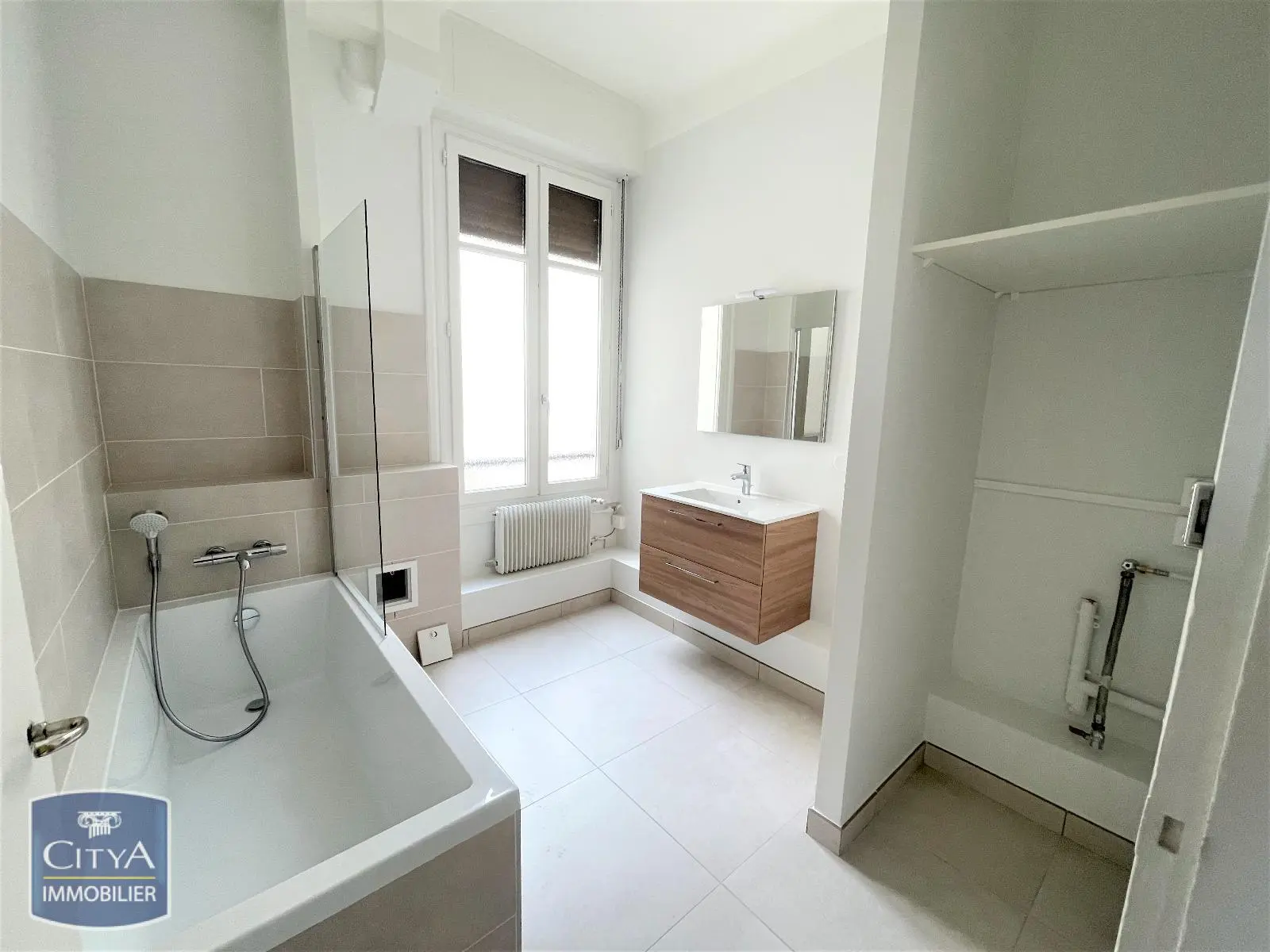 Photo 9 Appartement 6 pièces 152.12m²