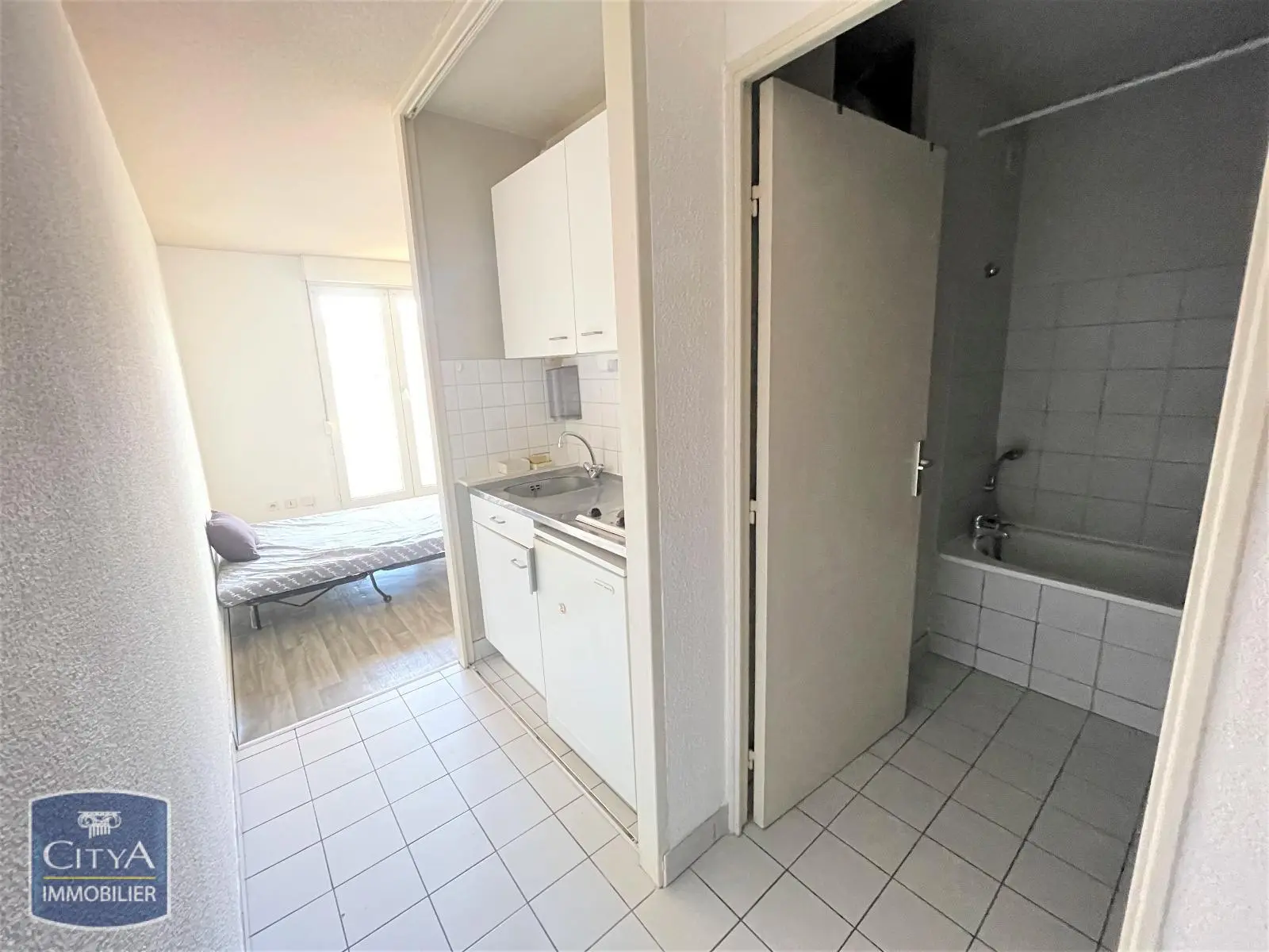 Photo 2 Appartement 1 pièce 20.12m²