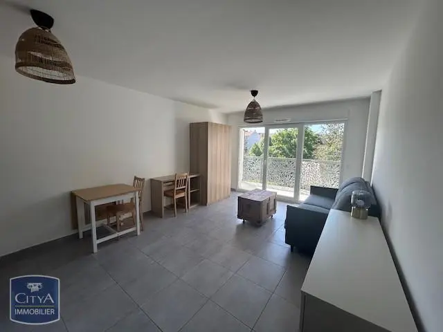 Photo 2 Appartement 1 pièce 28.57m²