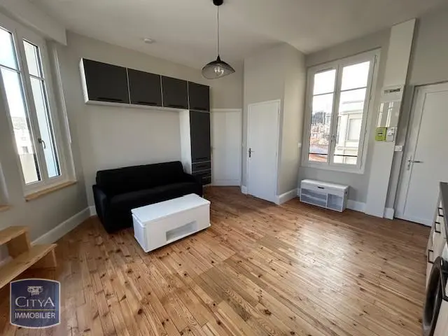 Photo 3 Appartement 1 pièce 24.68m²