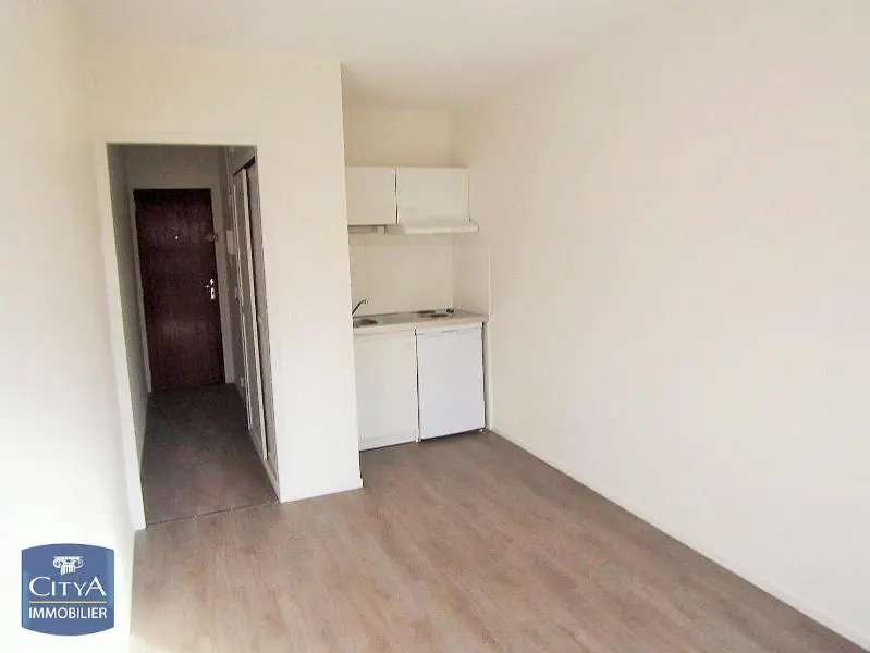 Photo 2 Appartement 1 pièce 16.19m²