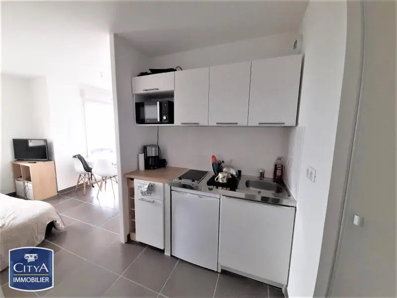 Photo 2 Appartement 1 pièce 25.27m²