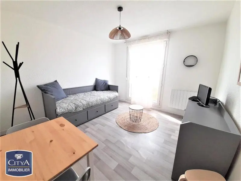 Photo 2 Appartement 1 pièce 24.23m²