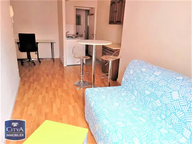 Photo 1 Appartement 1 pièce 19.53m²