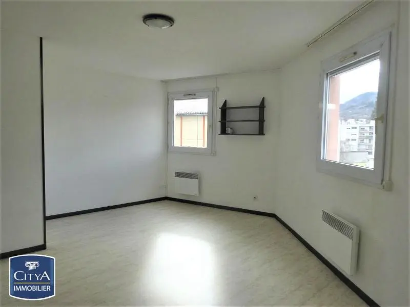 Photo 1 Appartement 1 pièce 26.54m²