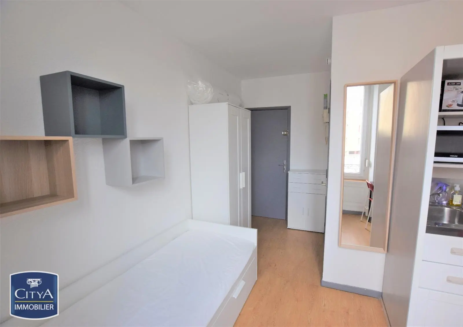 Photo 1 Appartement 1 pièce 12.34m²