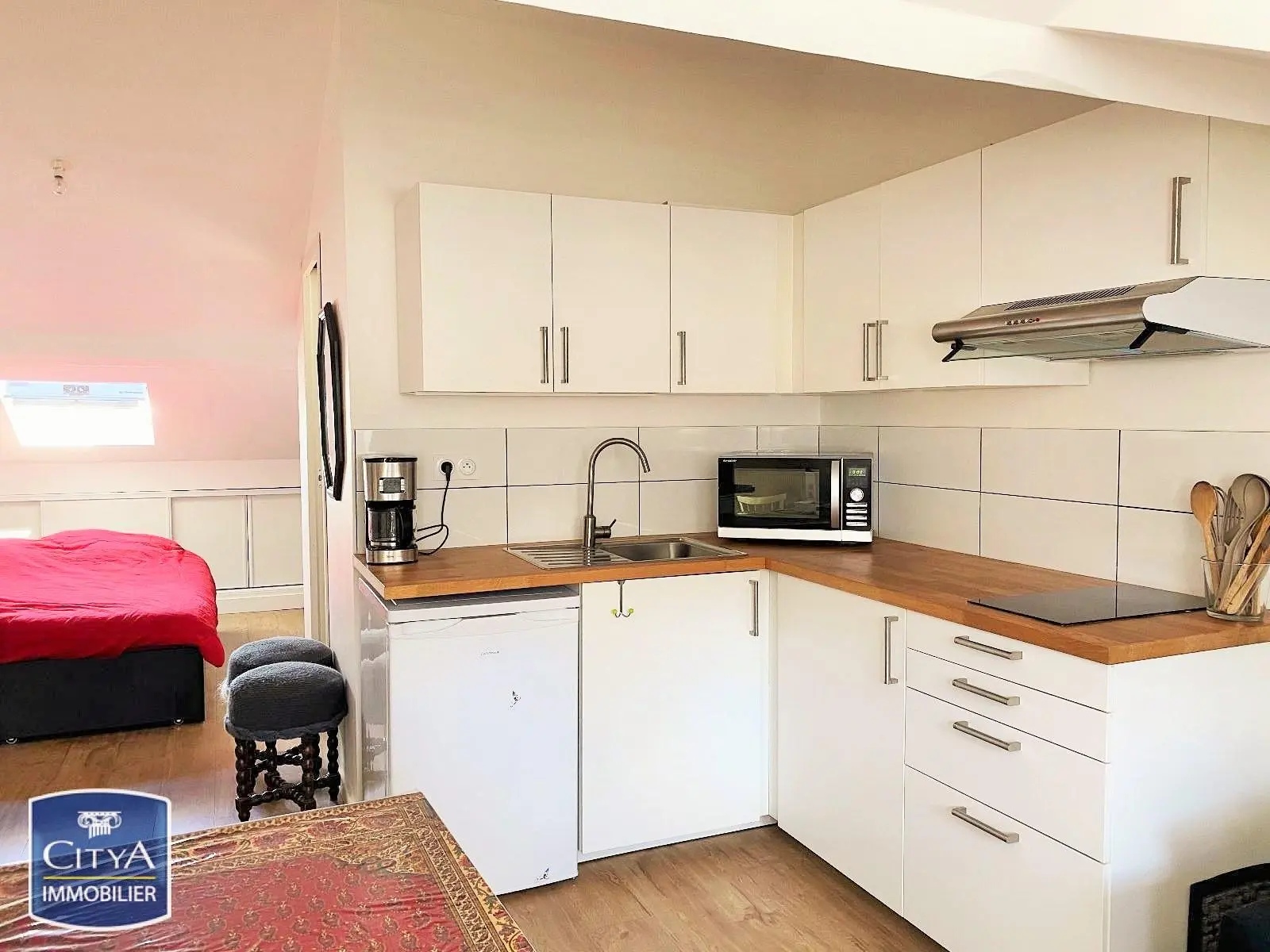 Photo 2 Appartement 1 pièce 24.75m²