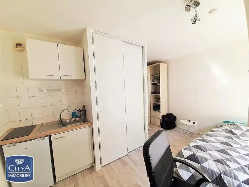 Photo 1 Appartement 1 pièce 22.2m²