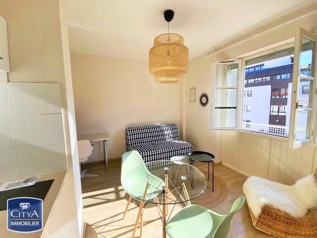 Photo 2 Appartement 1 pièce 22.4m²