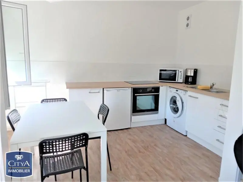Photo 1 Appartement 1 pièce 27.6m²