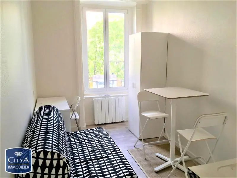 Photo 1 Appartement 1 pièce 12.08m²