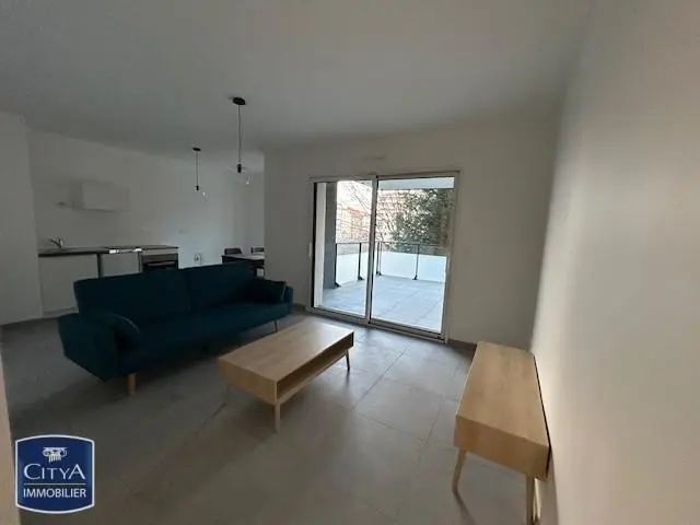 Photo 2 Appartement 1 pièce 32.67m²