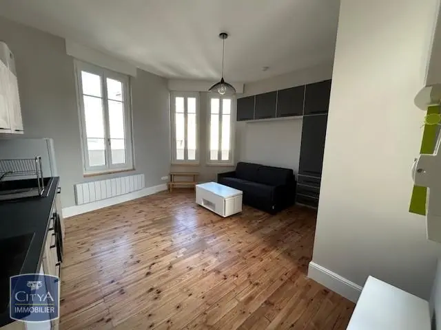 Photo 2 Appartement 1 pièce 24.68m²