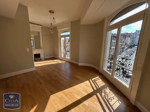 Photo 1 Appartement 3 pièces 67.2m²