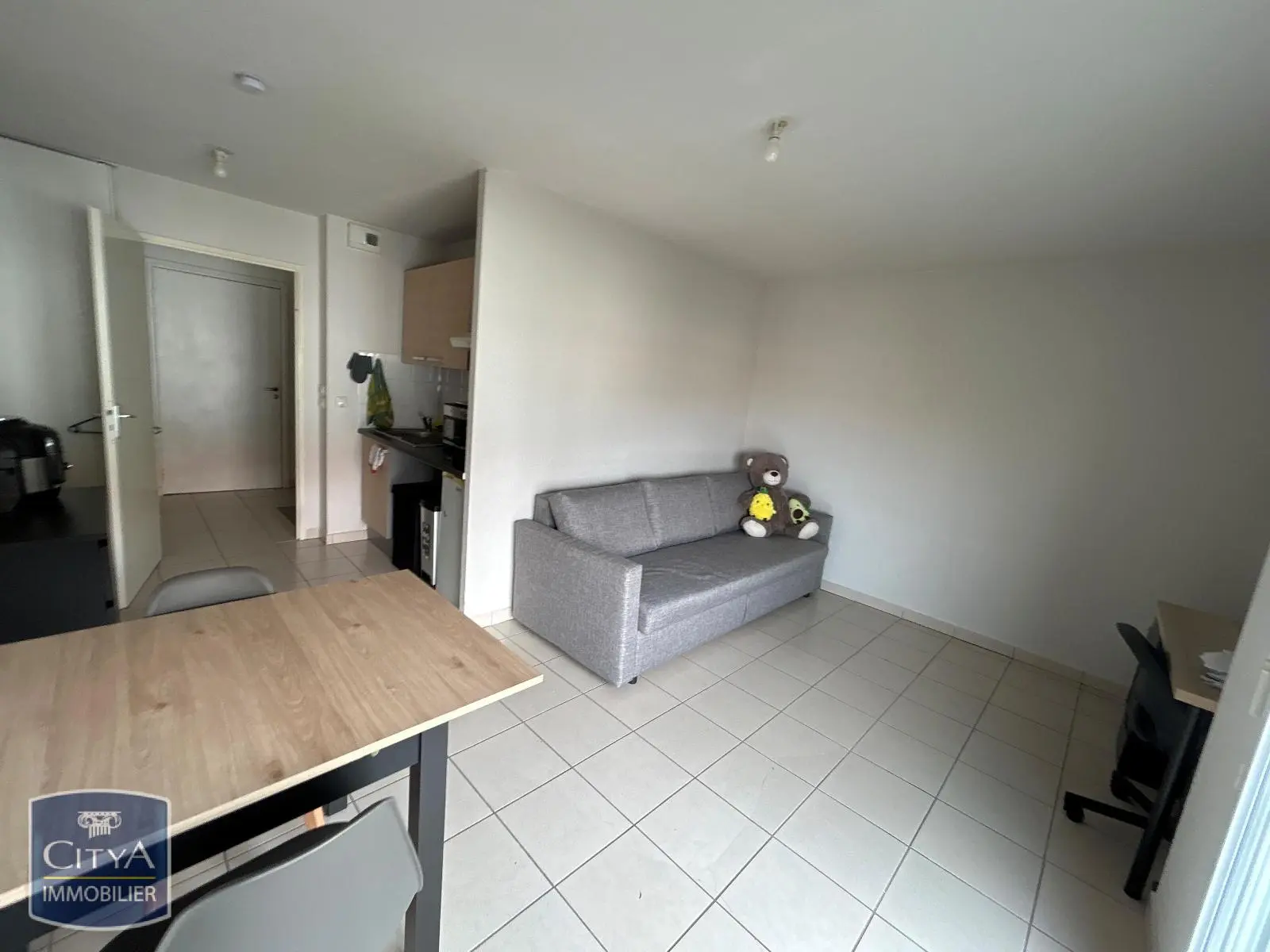 Photo 1 Appartement 1 pièce 25.85m²