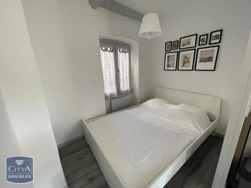 Photo 2 Appartement 1 pièce 30.54m²