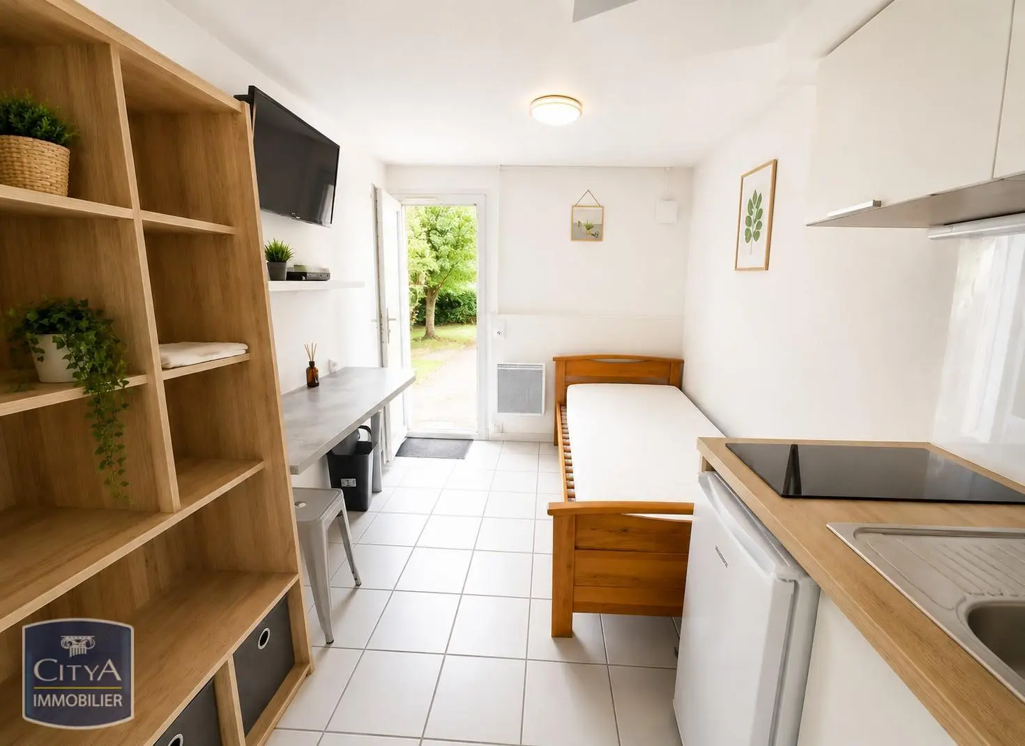 Photo 2 Appartement 1 pièce 10.28m²