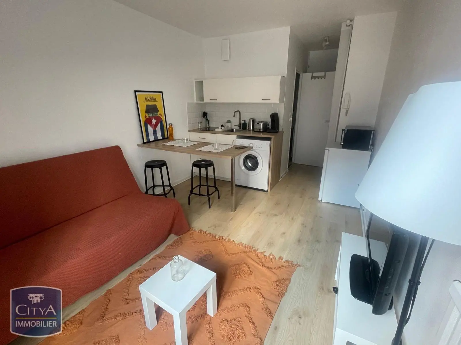 Photo 1 Appartement 1 pièce 18.29m²