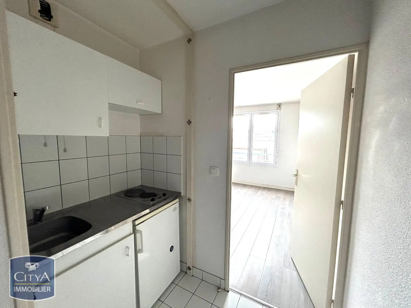 Photo 3 Appartement 1 pièce 21.6m²