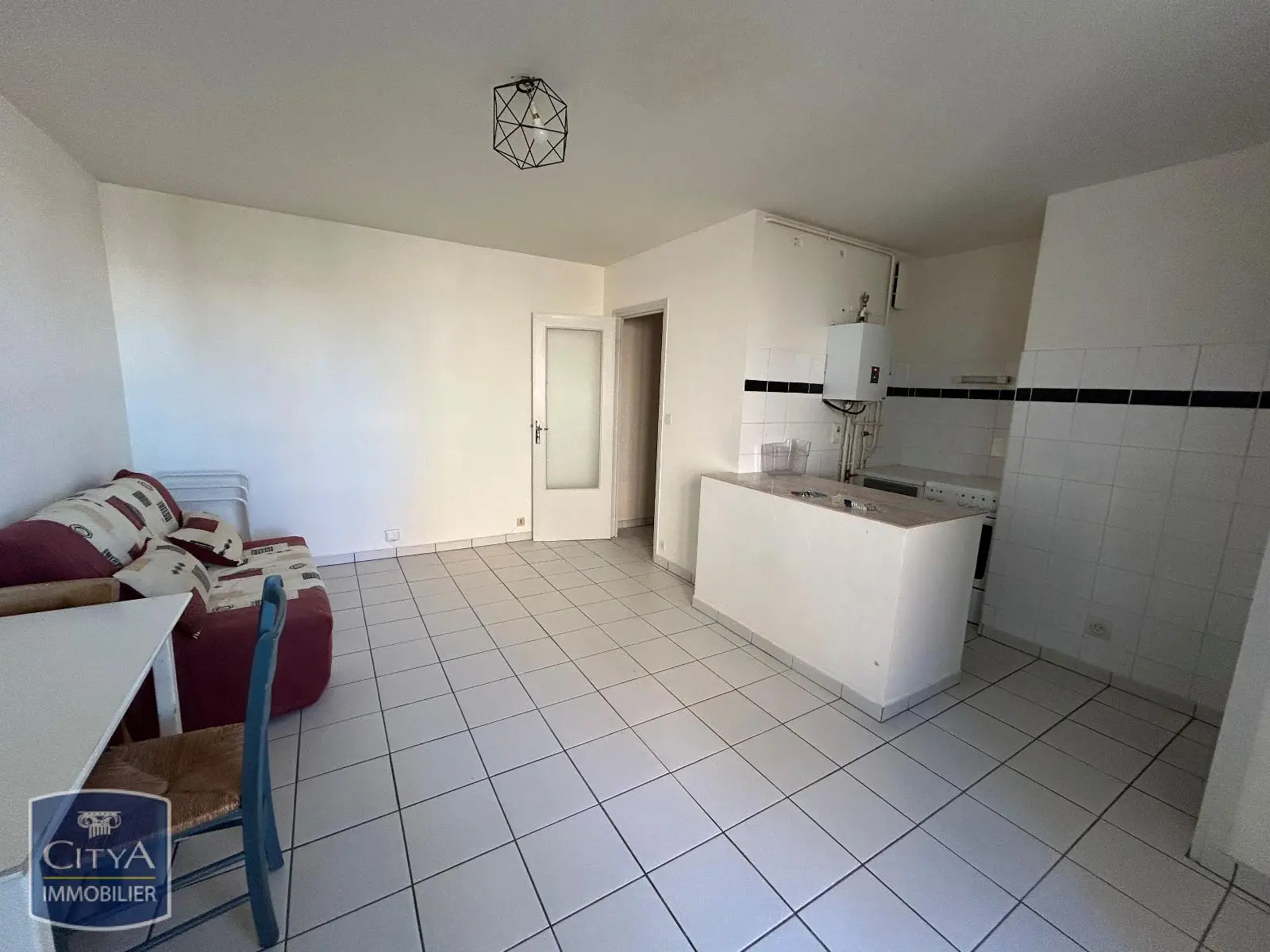 Photo 2 Appartement 1 pièce 29.37m²
