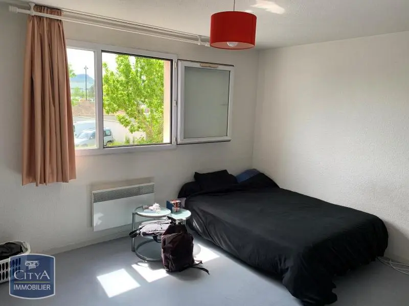 Photo 1 Appartement 1 pièce 23.82m²