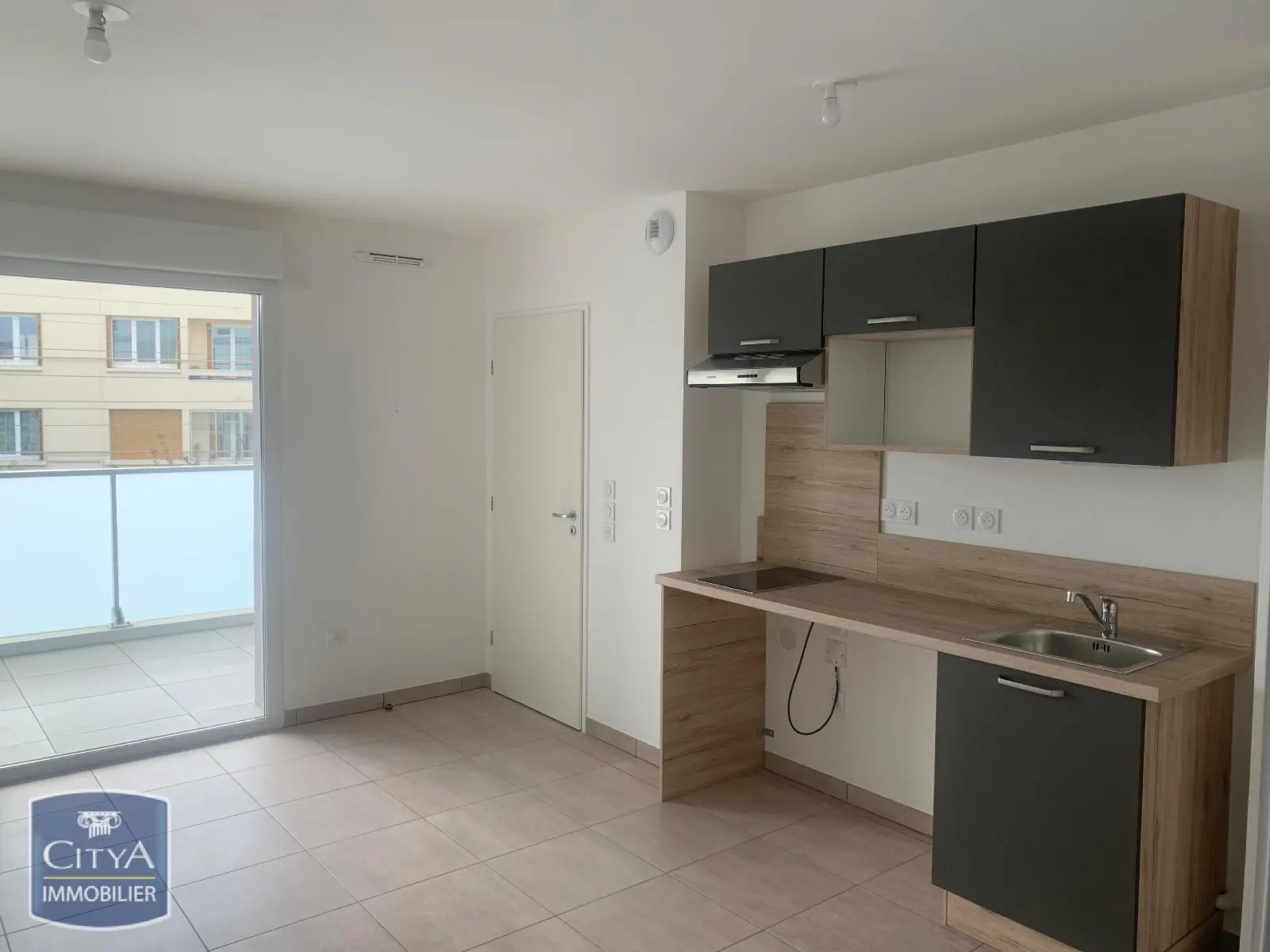 Photo 1 Appartement 2 pièces 35.79m²