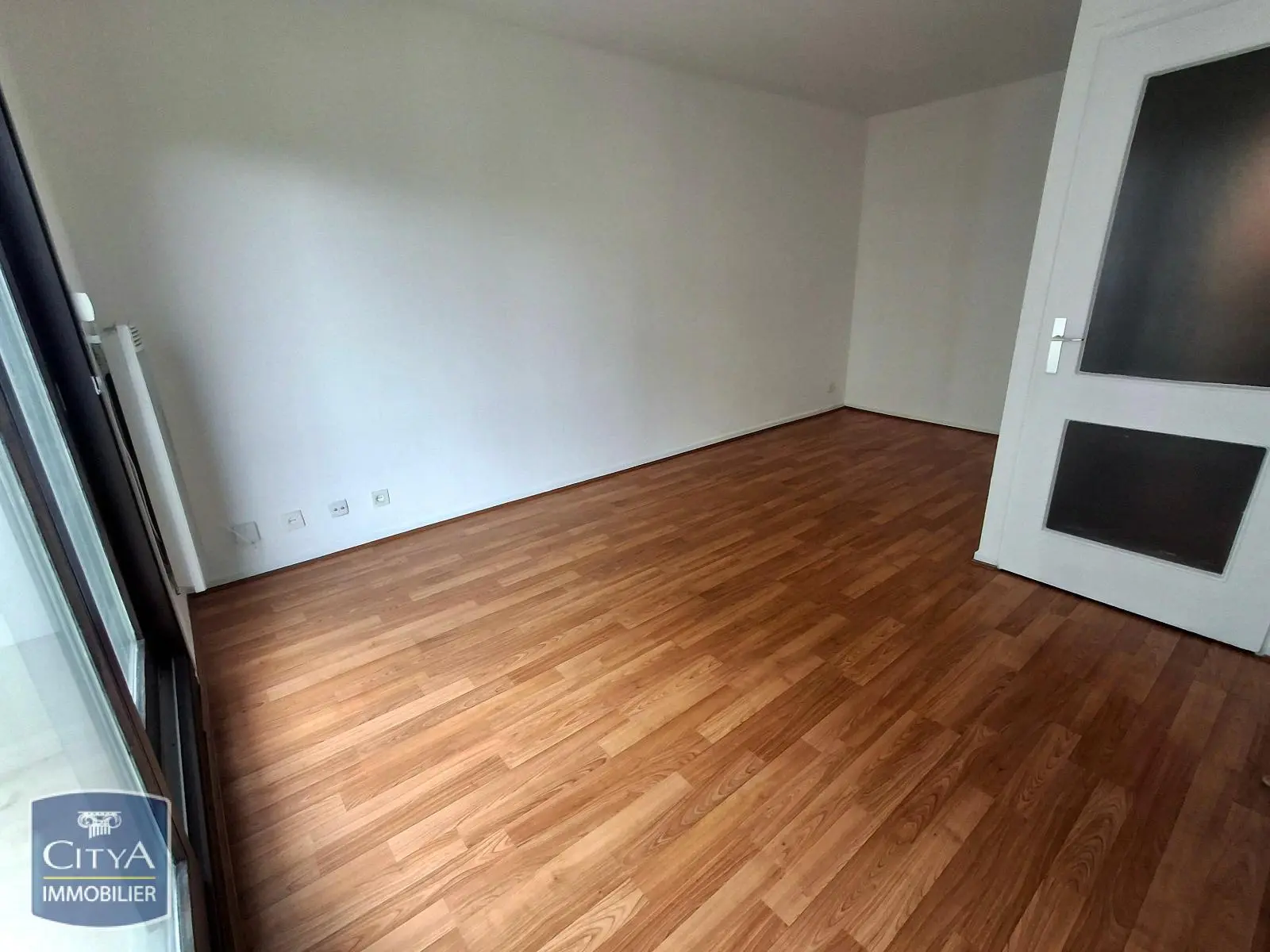 Photo 2 Appartement 1 pièce 25.06m²