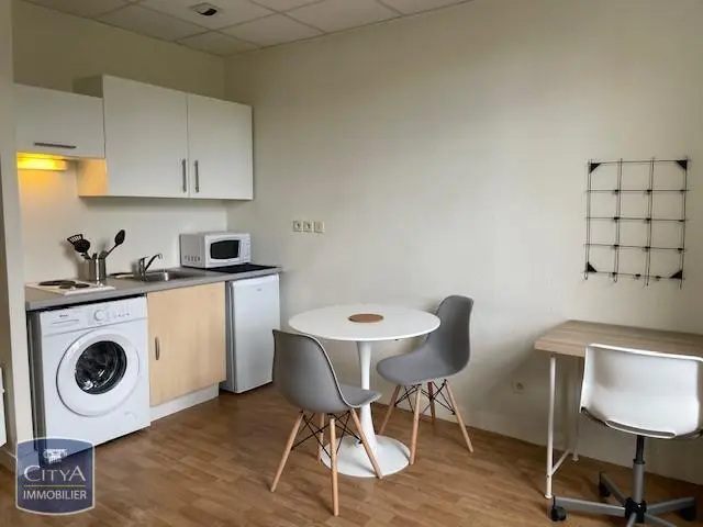 Photo 3 Appartement 1 pièce 19.61m²
