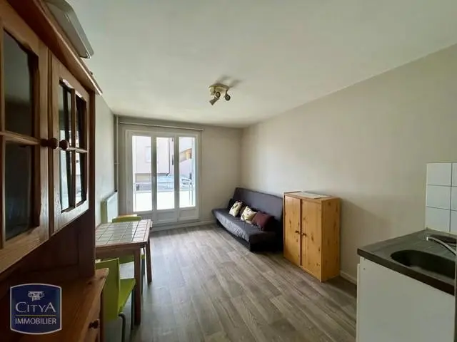 Photo 1 Appartement 1 pièce 18.1m²